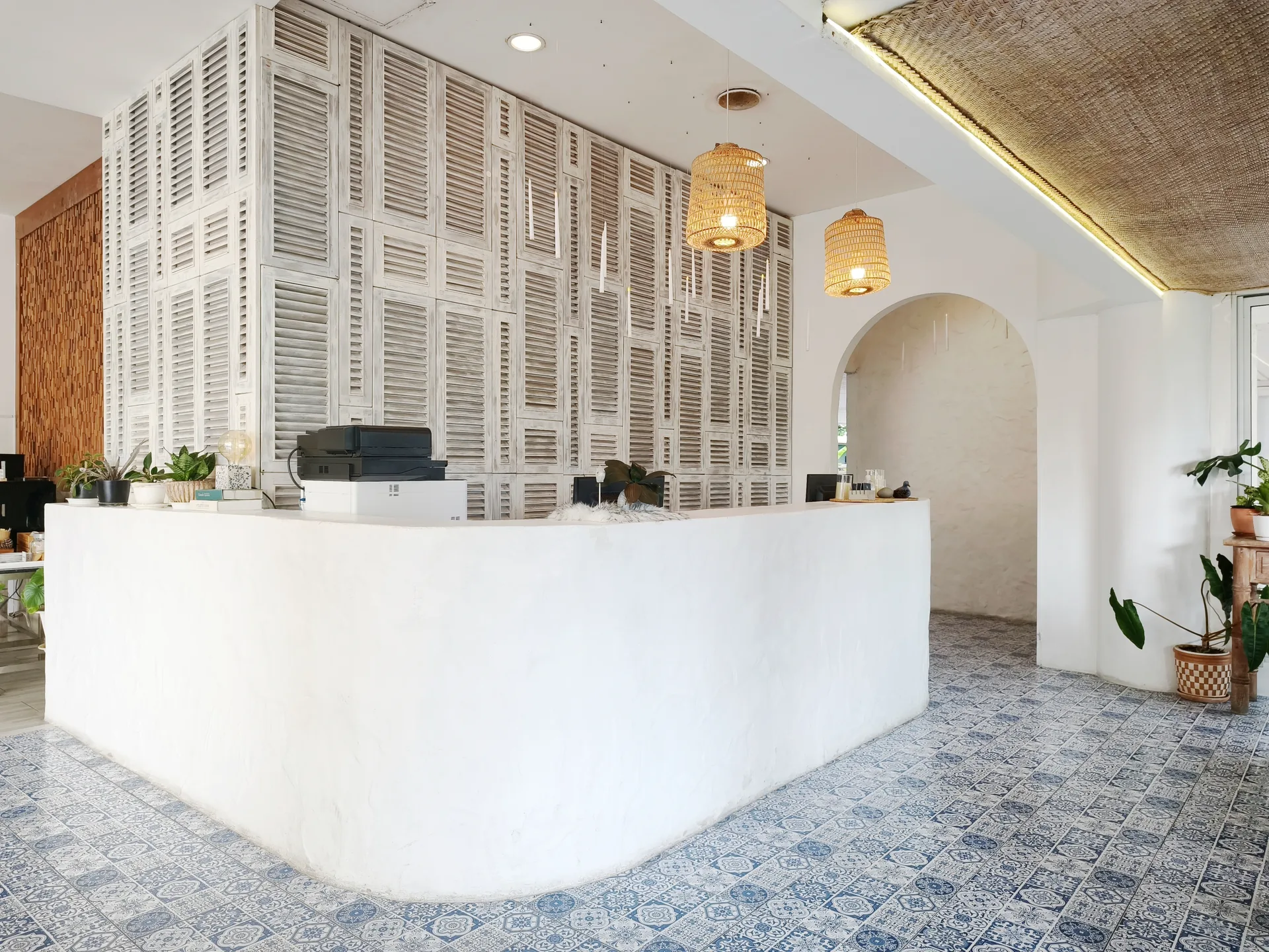 Royal Beach View lobby and reception